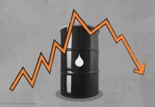 Dầu giảm hơn 2 USD khi dự trữ tại Mỹ tăng mạnh