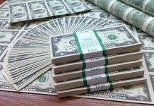 Tỷ giá USD hôm nay (18-4): Đồng USD tạm chững đà giảm