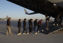 55% người Mỹ phản đối chính sách trục xuất của ông Trump