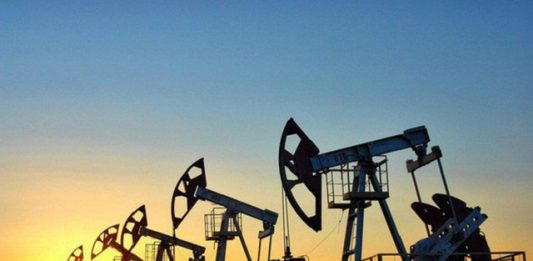 Giá xăng dầu hôm nay (1-4): Lao dốc khi Iran phát tín hiệu chấm dứt chiến tranh